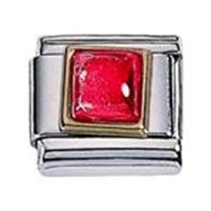 Zoppini synthetische steen vierkant rood.

Metaal     : staal / 18 karaat goud
Kleur       : rood
model nr. : 302.058
Maten     : 9 mm
Materiaal : staal  ,goud ,synthetische steen  